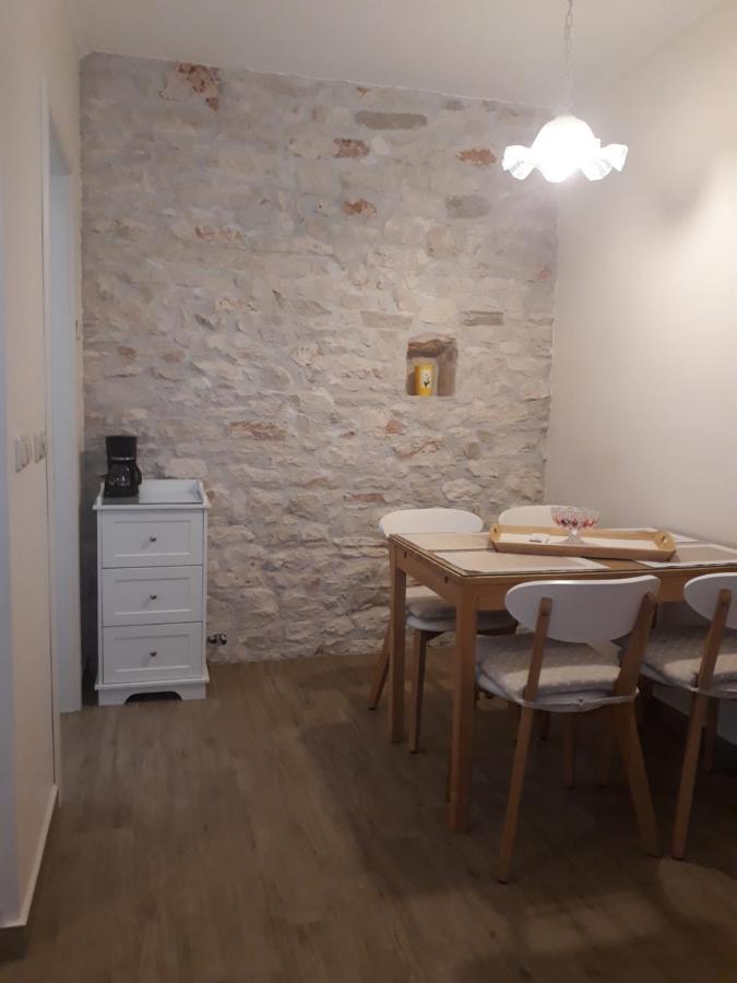 Apartments Vanesa プーラ エクステリア 写真